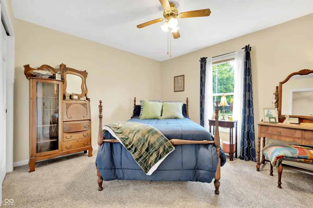 2927 Colony Lake West Drive Plainfield, IN 46168