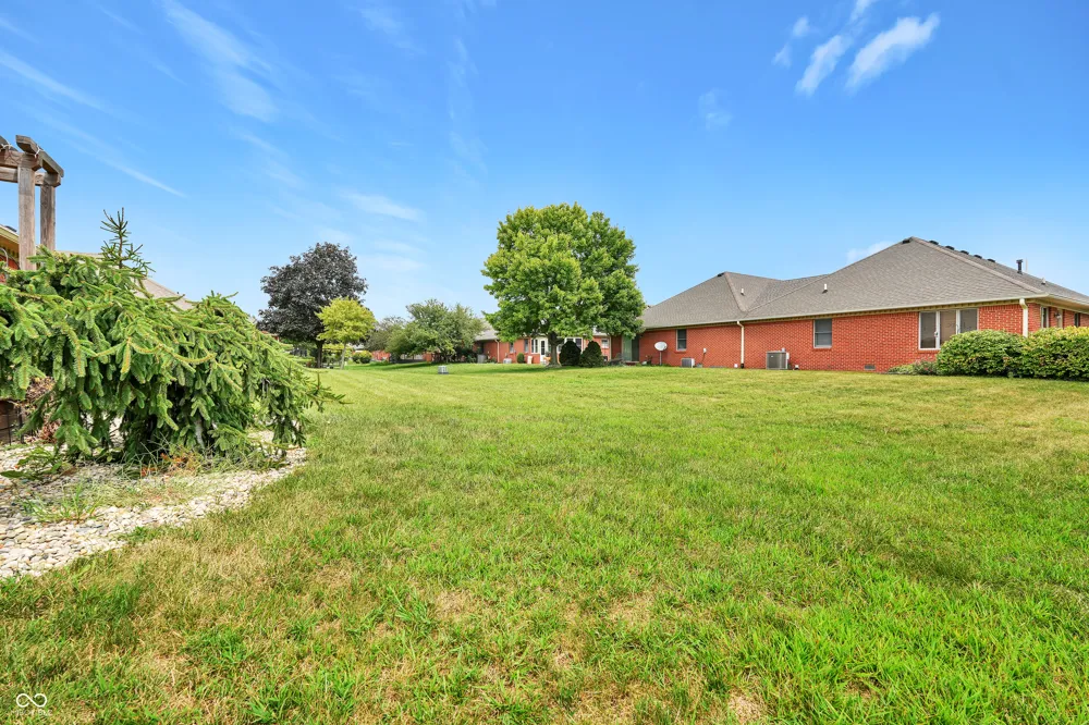 2927 Colony Lake West Drive Plainfield, IN 46168