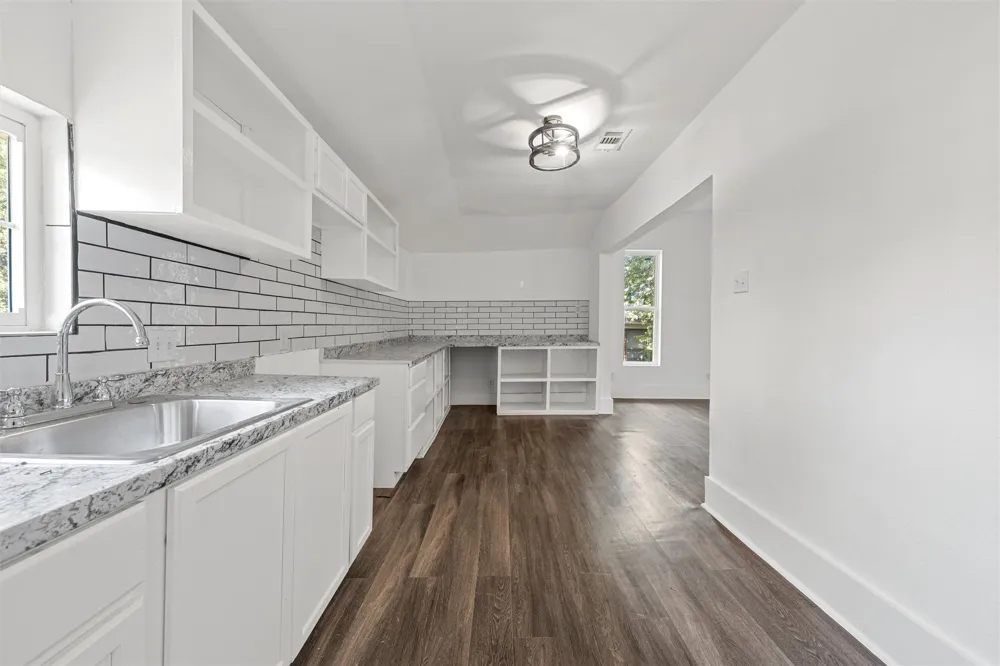 1825 Lyle Avenue Waco, TX 76708