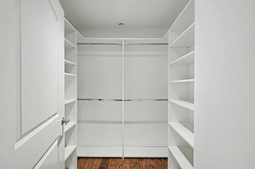 1419 Montrose Boulevard #702 Houston, TX 77019