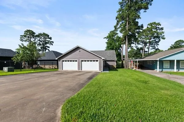 153 Lakeshore Drive Onalaska, TX 77360