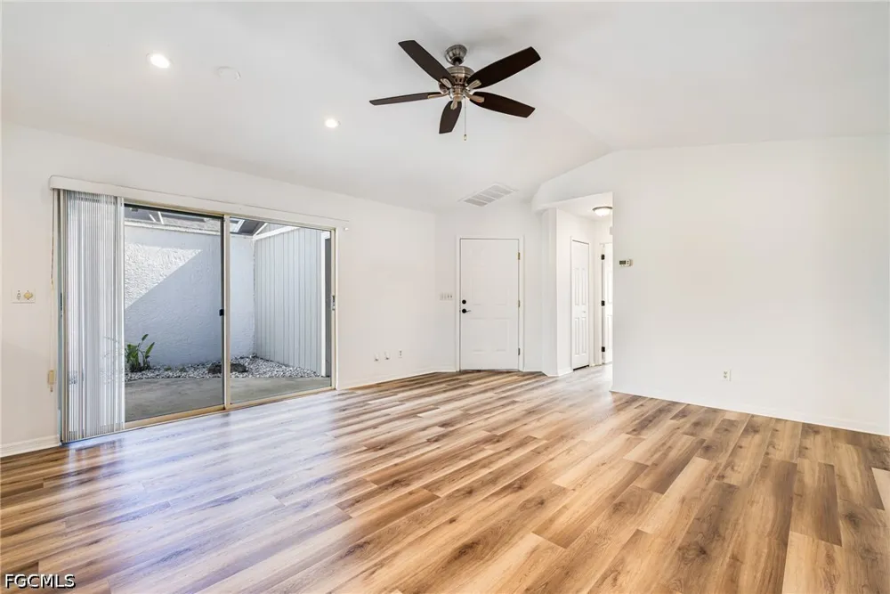 Thatcher Court #1 Fort Myers, FL 33919