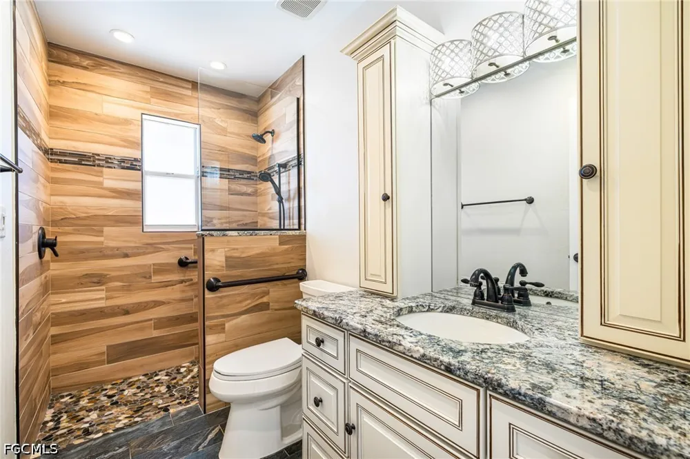 Thatcher Court #1 Fort Myers, FL 33919