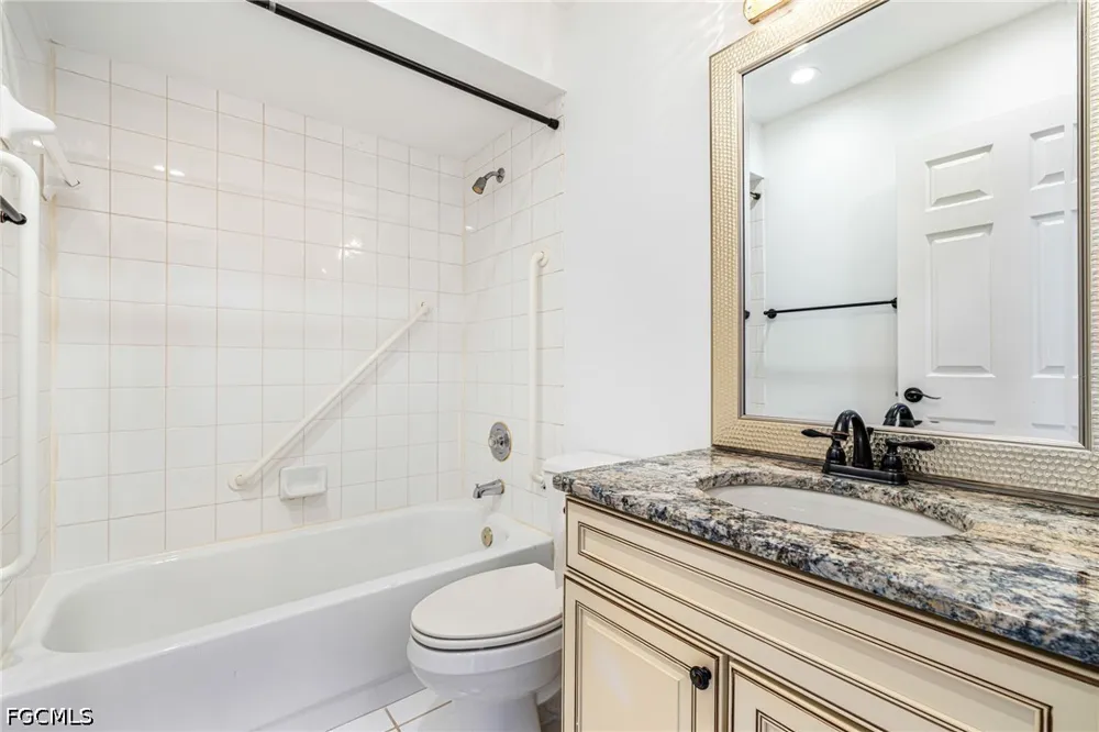 Thatcher Court #1 Fort Myers, FL 33919