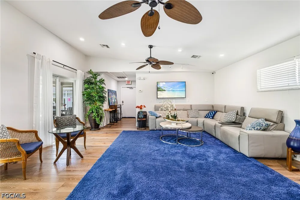 Thatcher Court #1 Fort Myers, FL 33919