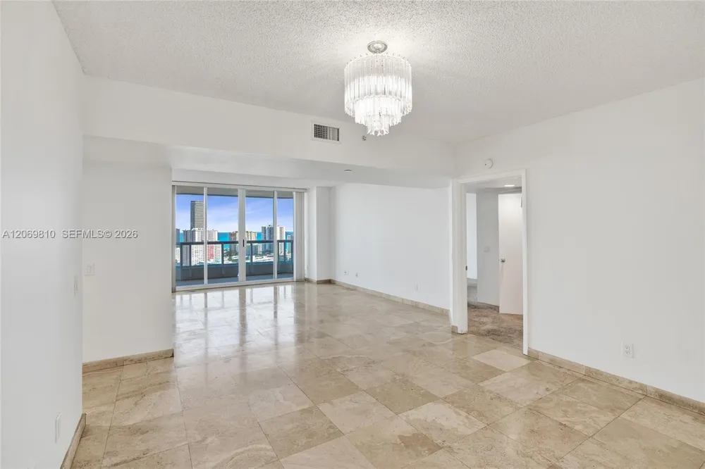21205 Yacht Club Dr #2310 Aventura, FL 33180