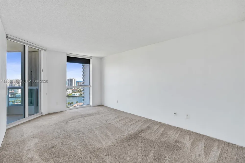 21205 Yacht Club Dr #2310 Aventura, FL 33180