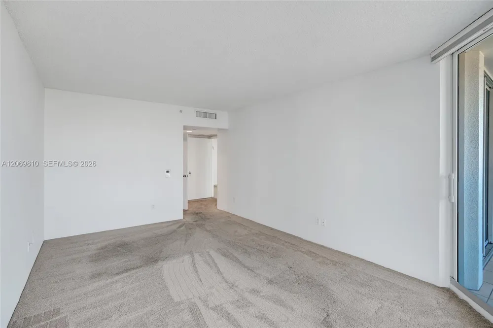 21205 Yacht Club Dr #2310 Aventura, FL 33180