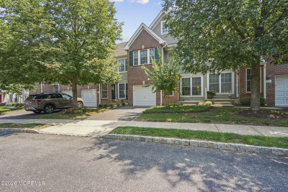 95 Ironwood Court Middletown, NJ 07748
