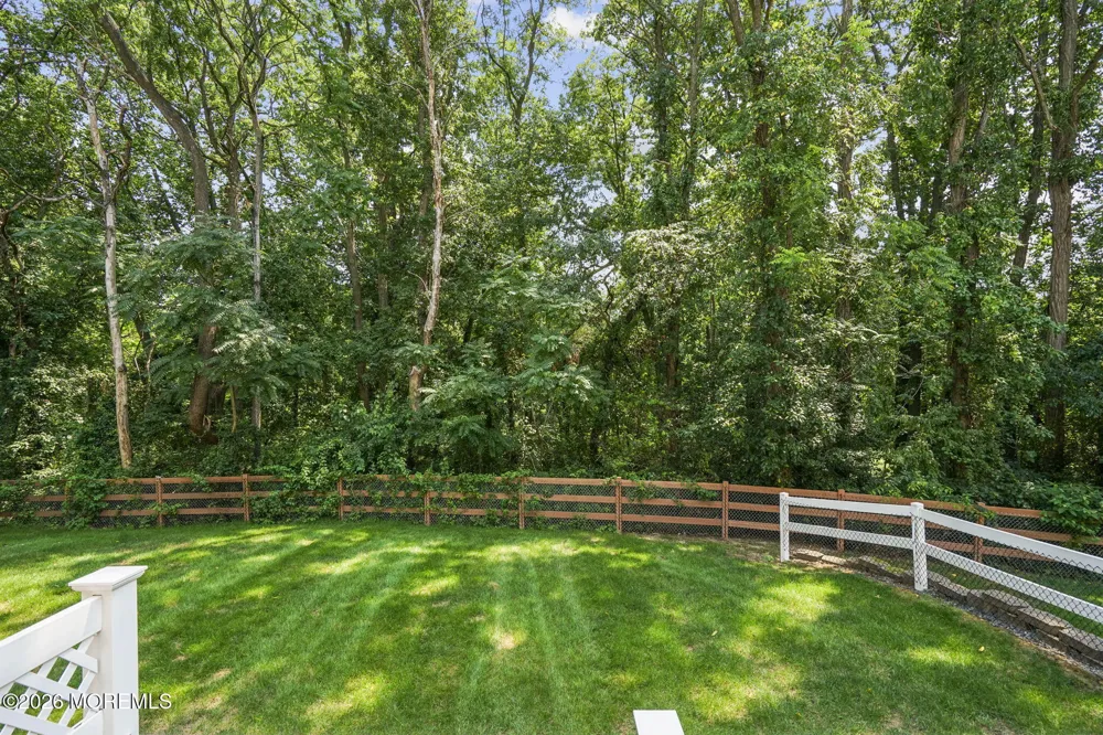 95 Ironwood Court Middletown, NJ 07748