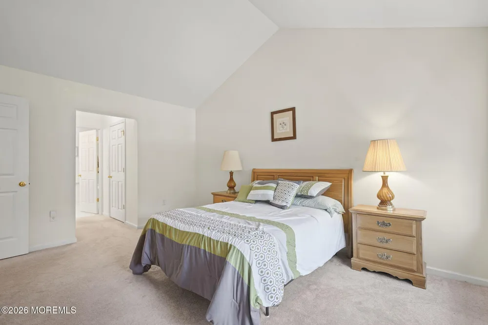 95 Ironwood Court Middletown, NJ 07748