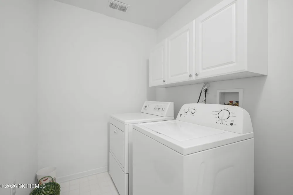 95 Ironwood Court Middletown, NJ 07748
