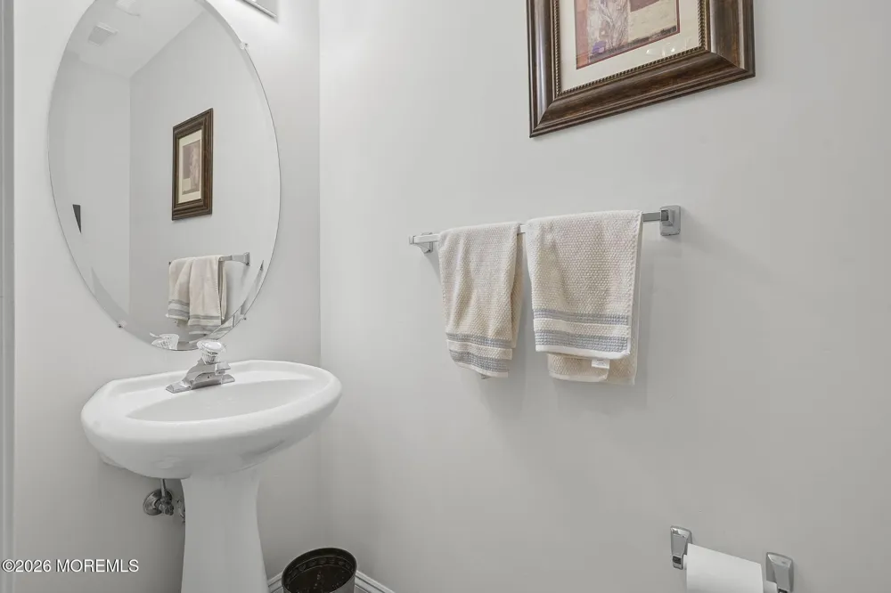 95 Ironwood Court Middletown, NJ 07748