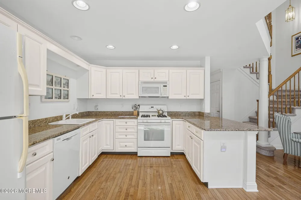 95 Ironwood Court Middletown, NJ 07748