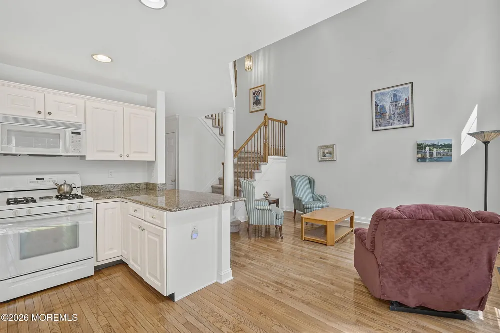 95 Ironwood Court Middletown, NJ 07748