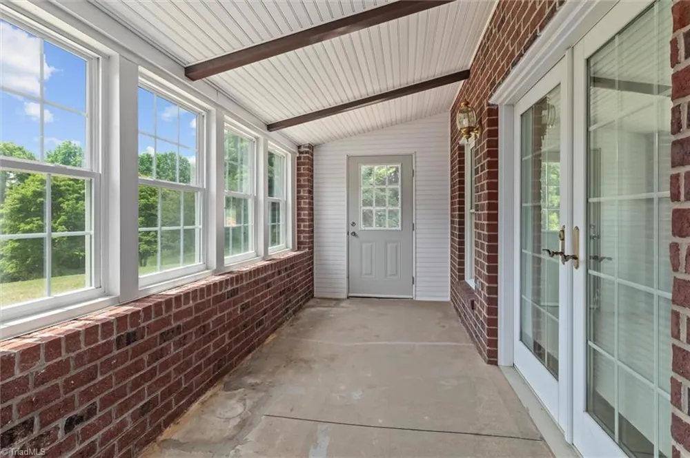 1148 Town N Country Drive Wilkesboro, NC 28697