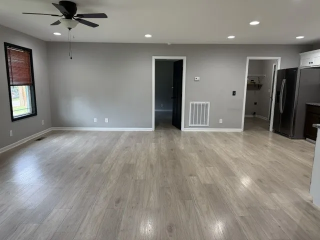 307 W Coffee St Manchester, TN 37355