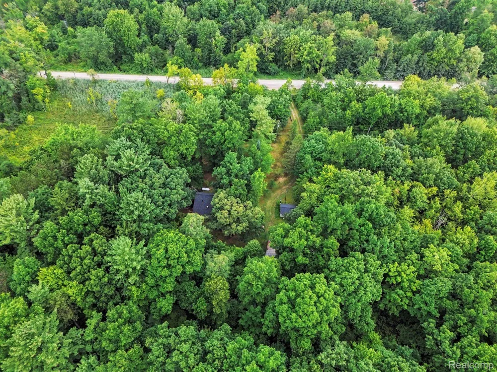 11180 Dunham Road Hartland Township, MI 48353