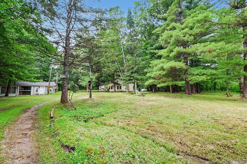 11180 Dunham Road Hartland Township, MI 48353