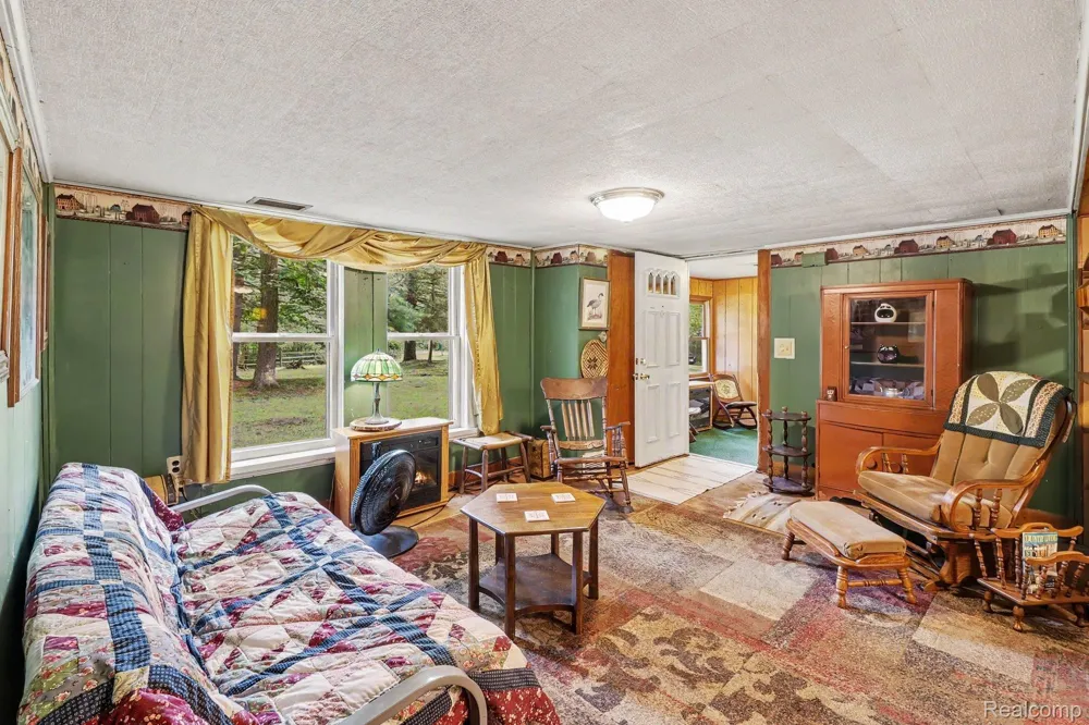 11180 Dunham Road Hartland Township, MI 48353