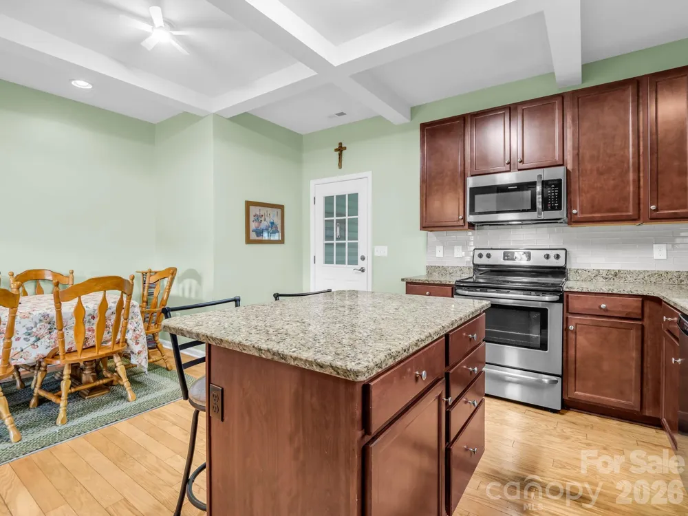 93 Foxtail Court Hendersonville, NC 28792