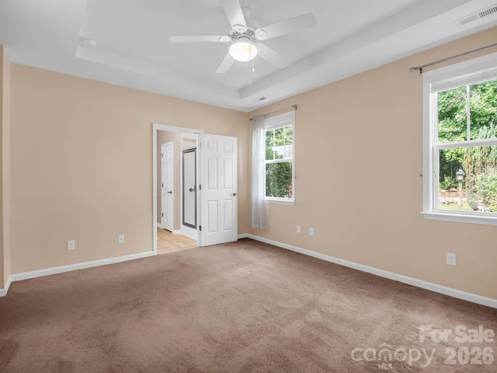 93 Foxtail Court Hendersonville, NC 28792