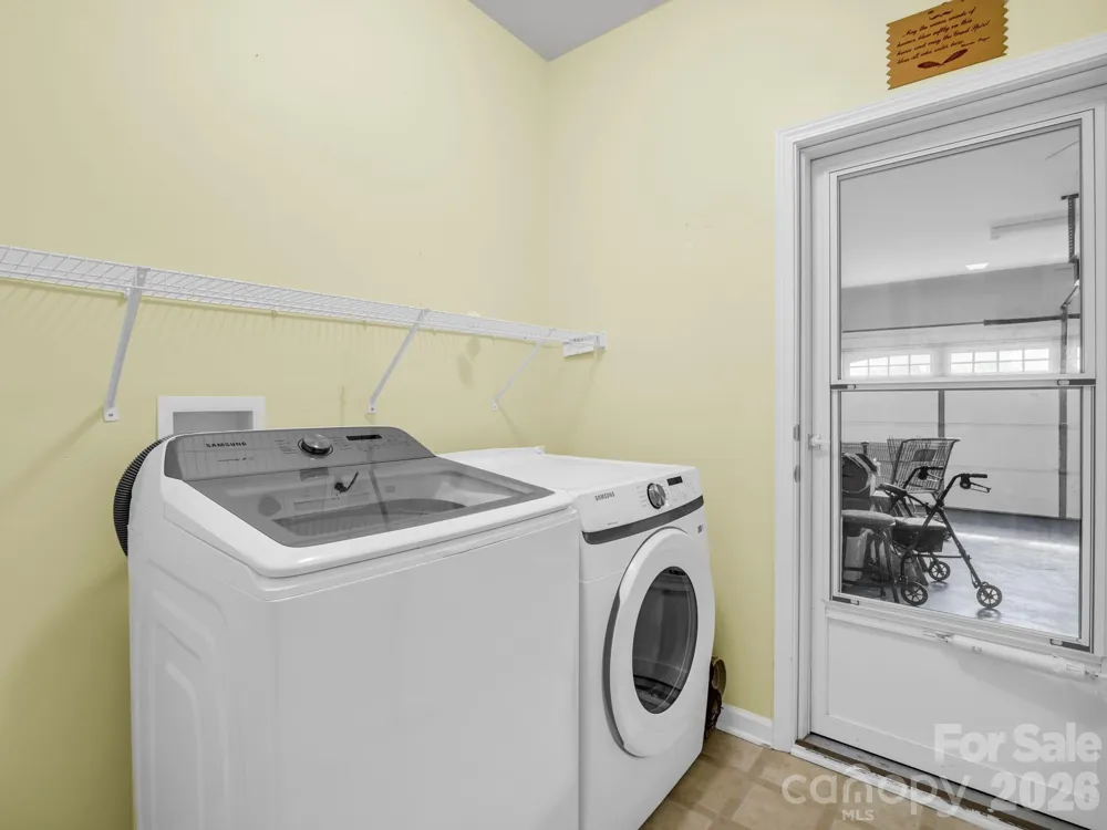 93 Foxtail Court Hendersonville, NC 28792