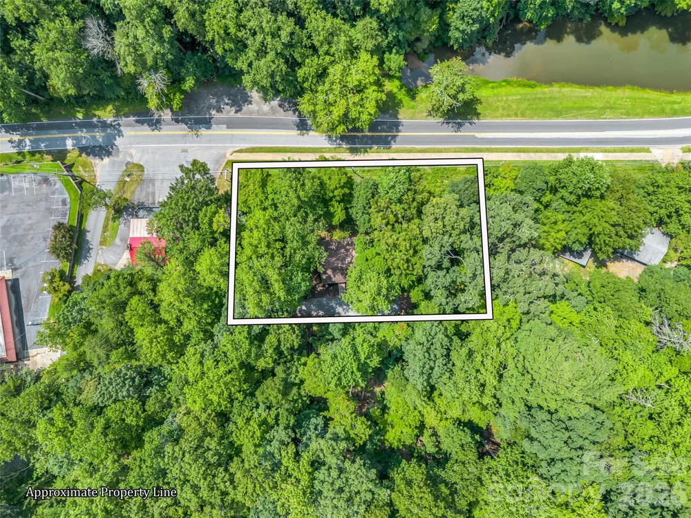 286 Harris Road Lake Lure, NC 28746
