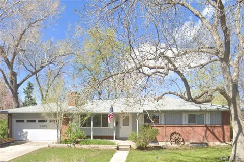 2303 Braun Court