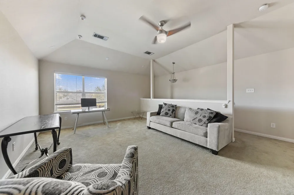 433 Castle Street DeSoto, TX 75115
