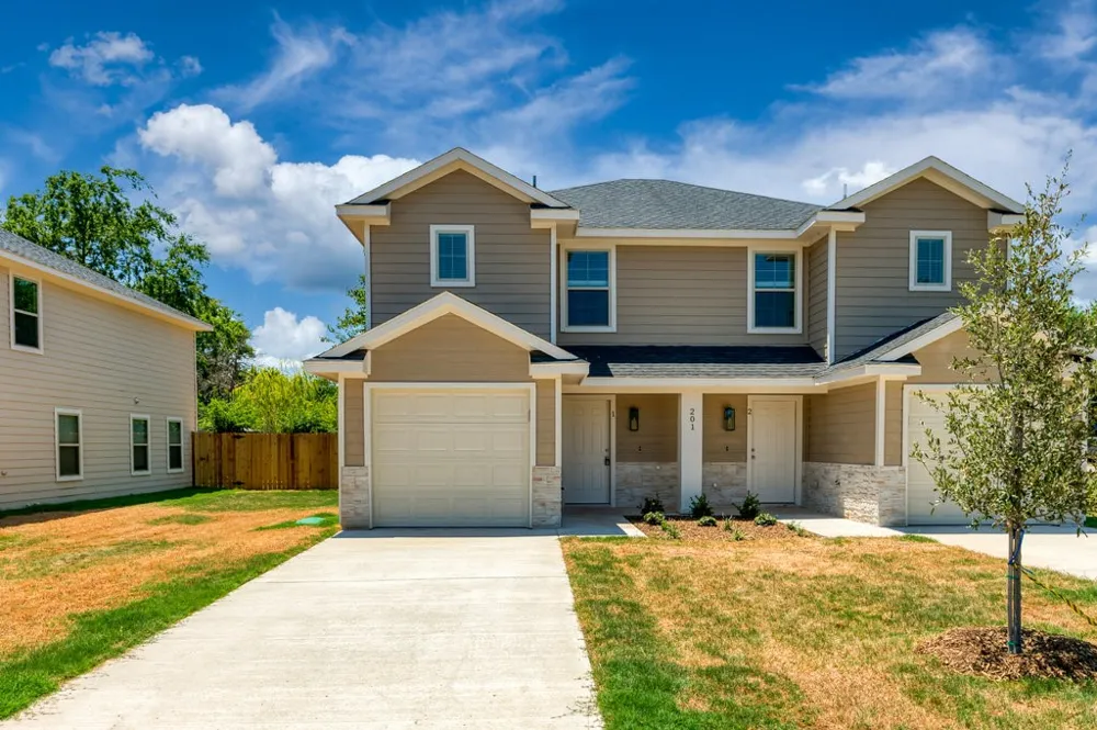 201 S May Street #1 Whitewright, TX 75491