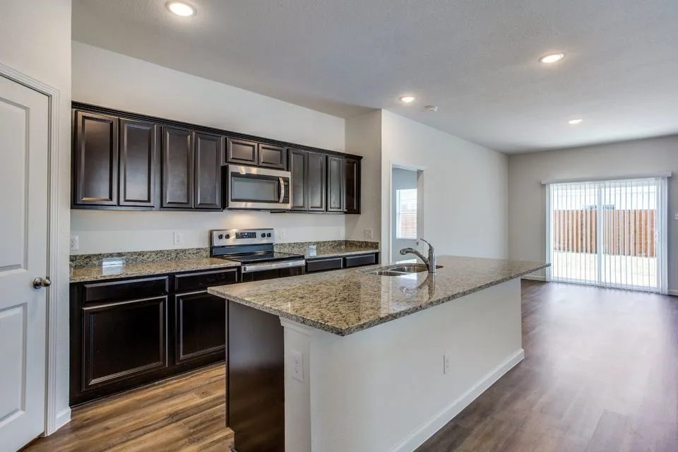 304 Briar Cove Anna, TX 75409