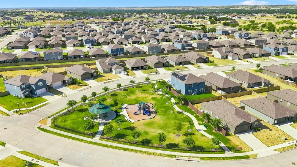 13518 Mineral Road Ponder, TX 76259