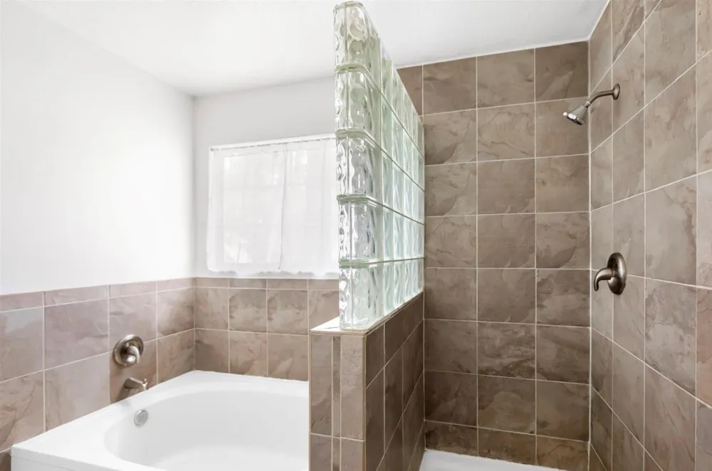 4922 Dobbin Springs Lane Kingwood, TX 77345