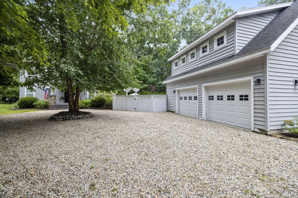 49200 Golfview Avenue New Buffalo, MI 49117