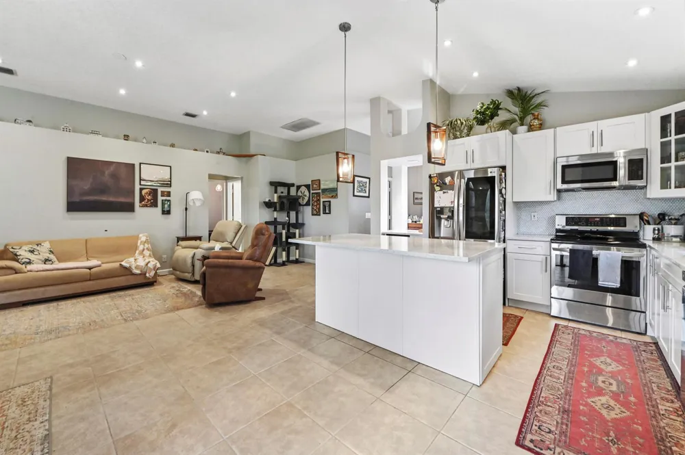 2203 Soundings Court 
