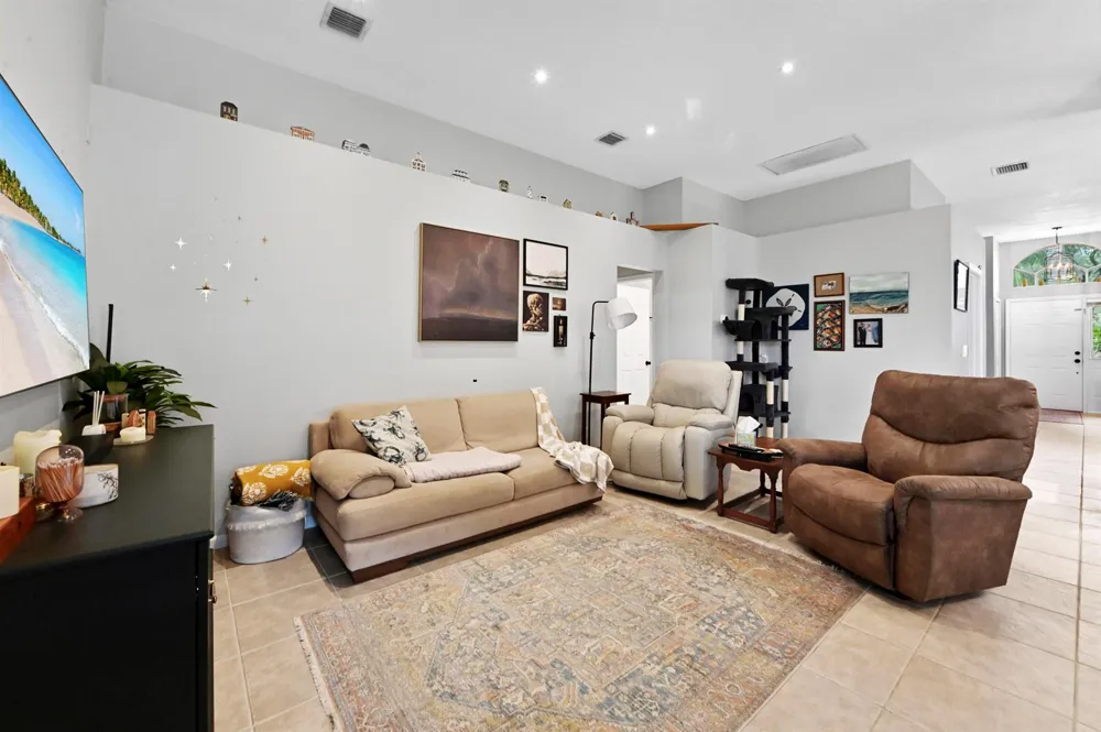 2203 Soundings Court 