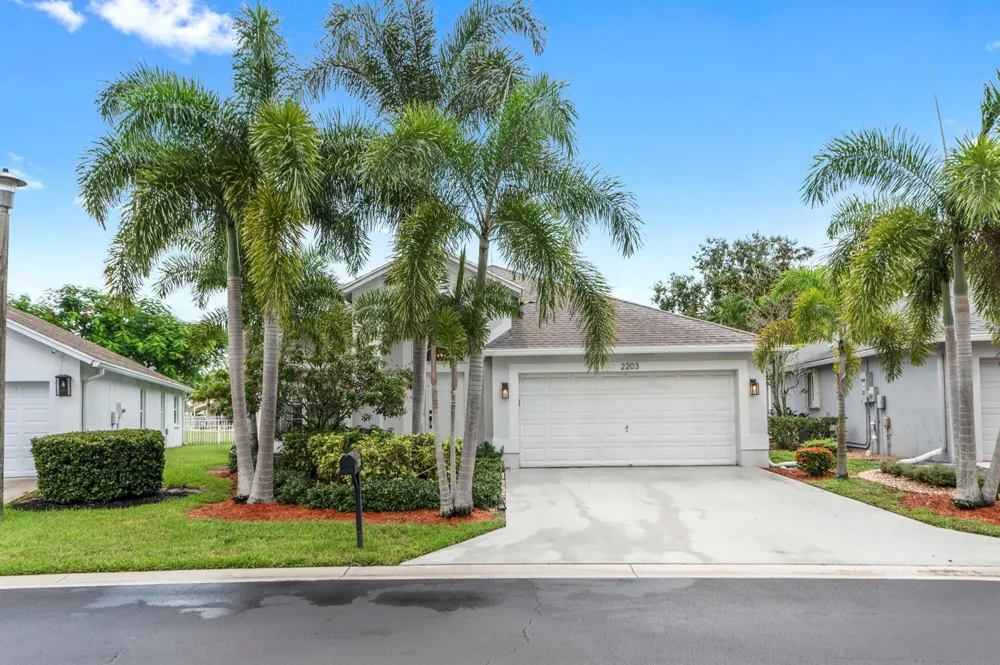 2203 Soundings Court 