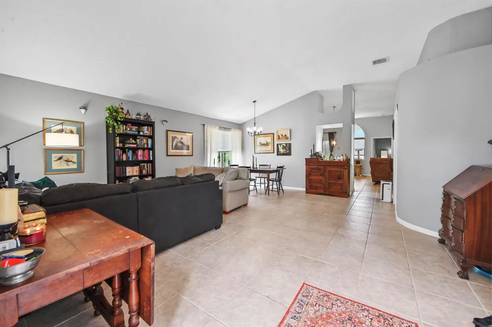 2203 Soundings Court 