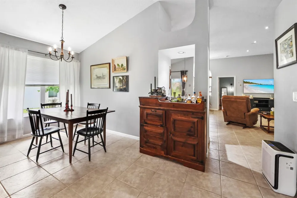 2203 Soundings Court 