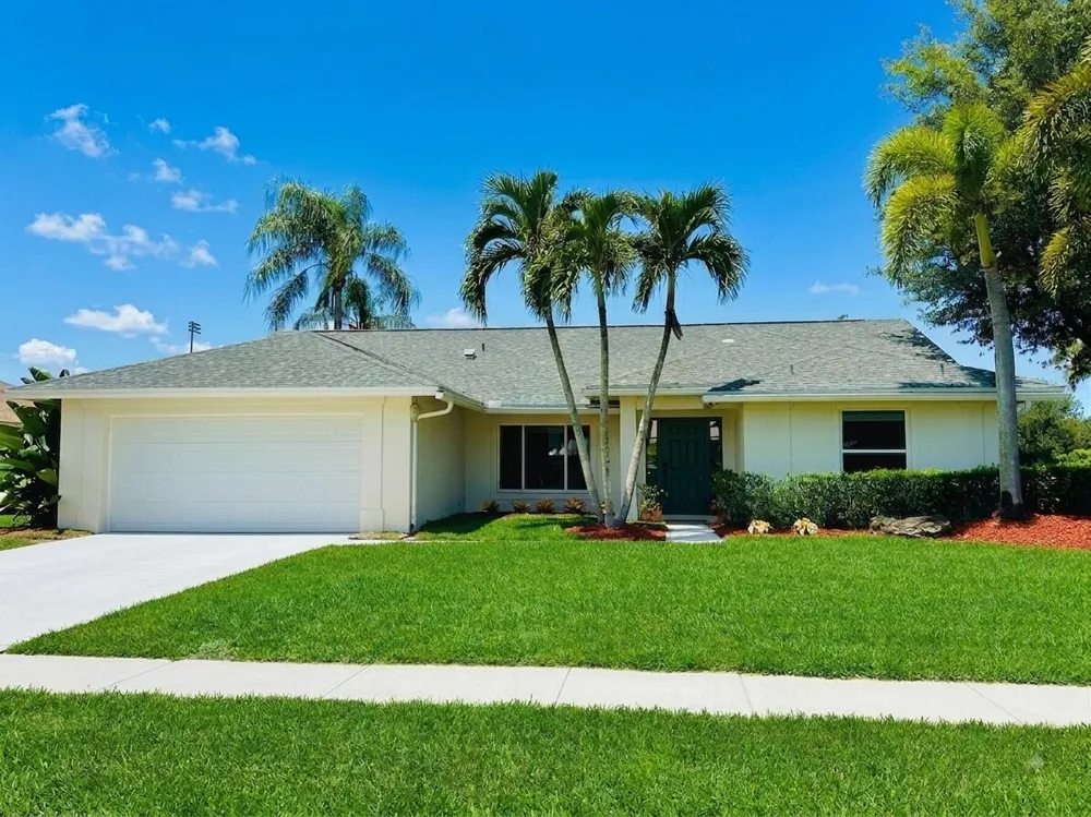 13708 Folkestone Circle Wellington, FL 33414