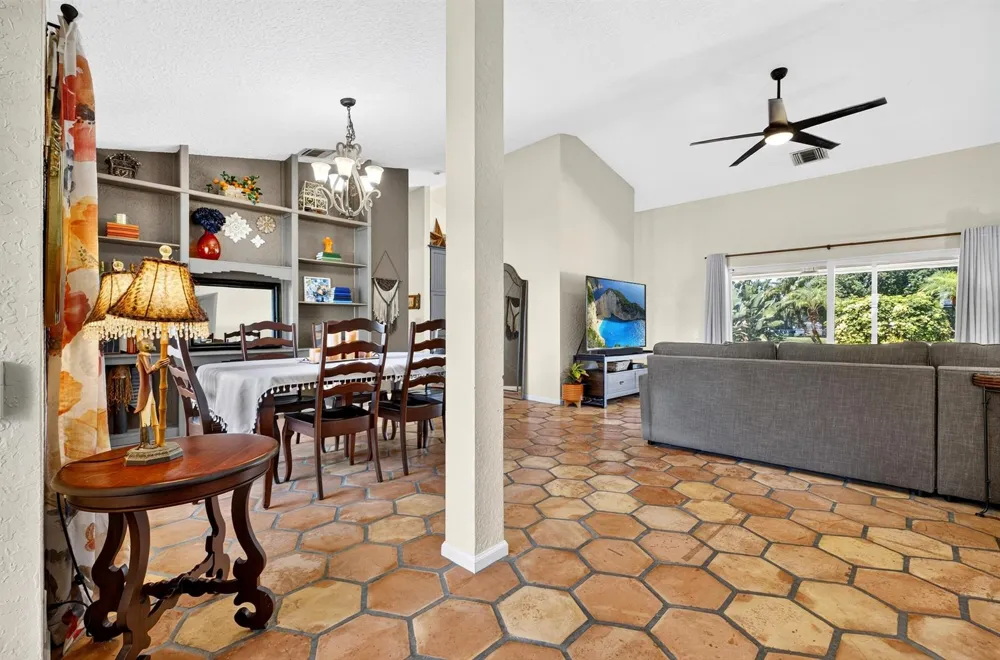 13708 Folkestone Circle Wellington, FL 33414