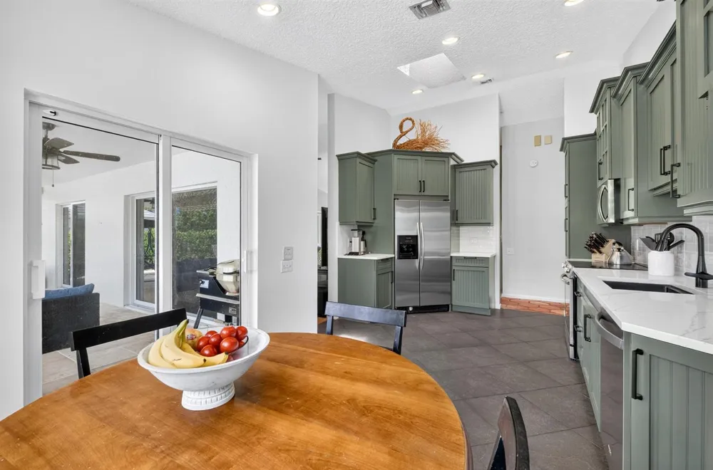 13708 Folkestone Circle Wellington, FL 33414