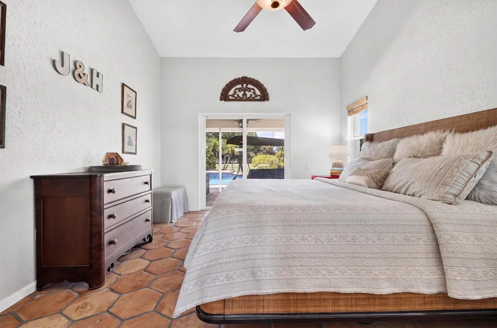 13708 Folkestone Circle Wellington, FL 33414