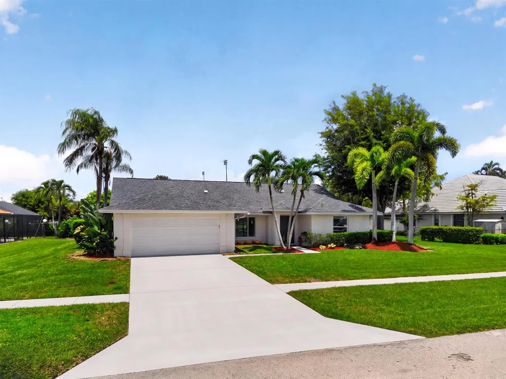 13708 Folkestone Circle Wellington, FL 33414