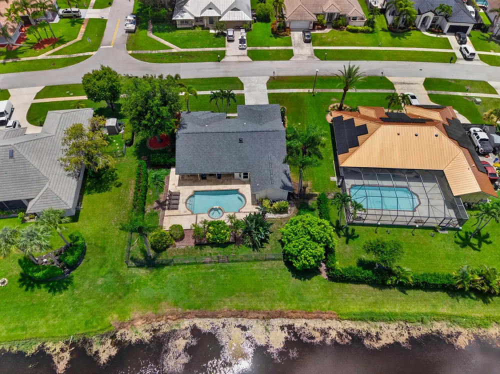 13708 Folkestone Circle Wellington, FL 33414