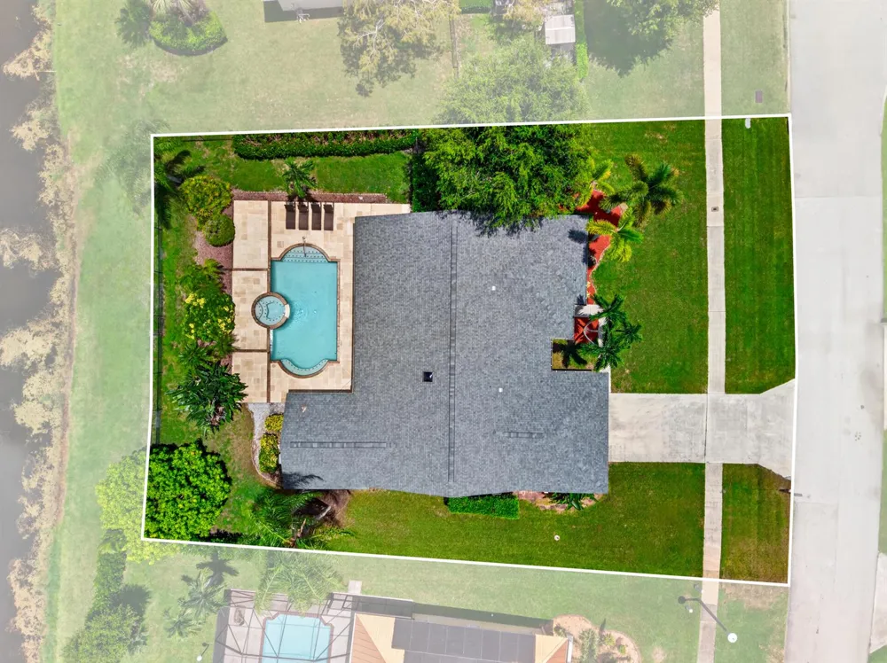 13708 Folkestone Circle Wellington, FL 33414
