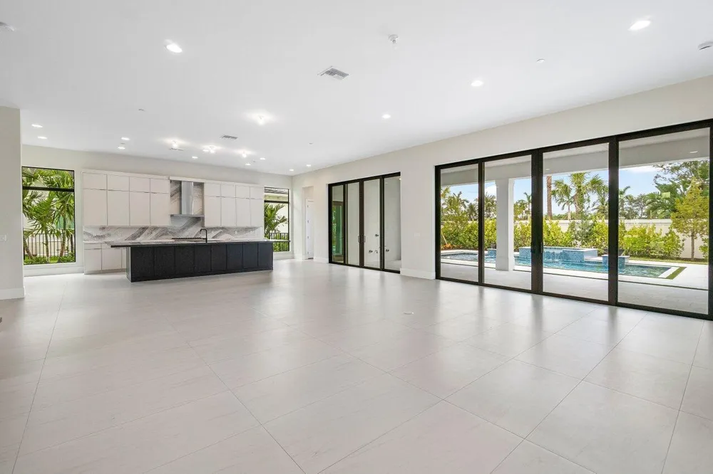 9148 CORAL ISLES CIRCLE #{Lot 13} Palm Beach Gardens, FL 33412