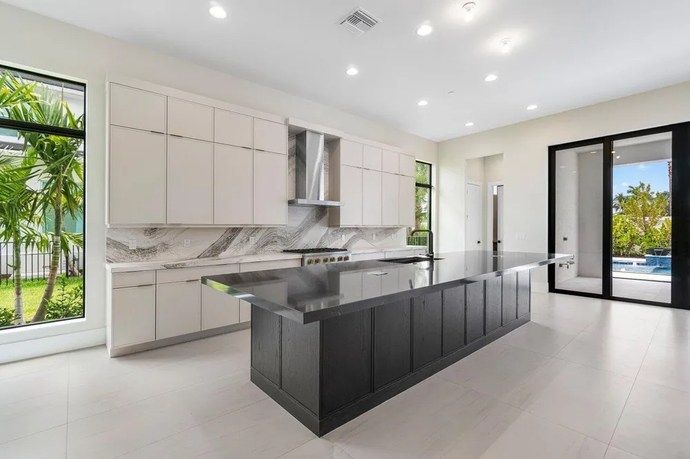 9148 CORAL ISLES CIRCLE #{Lot 13} Palm Beach Gardens, FL 33412