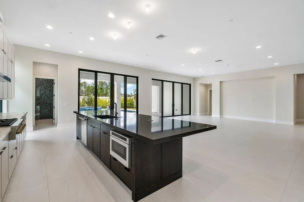 9148 CORAL ISLES CIRCLE #{Lot 13} Palm Beach Gardens, FL 33412